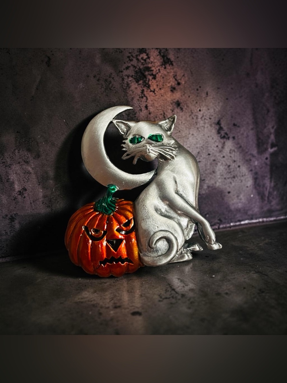 Vintage JJ Jonette Halloween Cat, Pumpkin & Crescent Moon Brooch